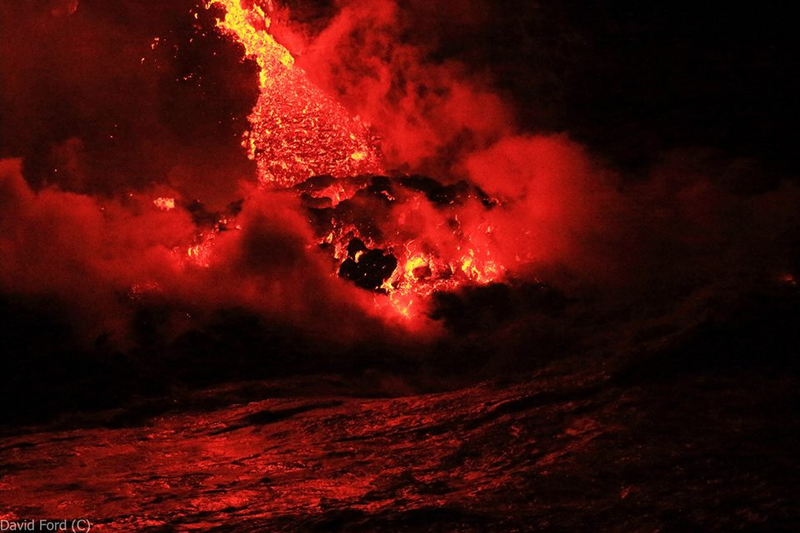 Illustration for article titled Lava Spilling Over a Cliff Looks Like Hot Candy